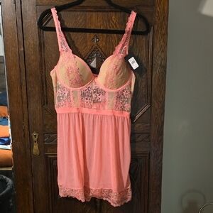 Freerick's Of Hollywood Chic Pink Lace Chemise